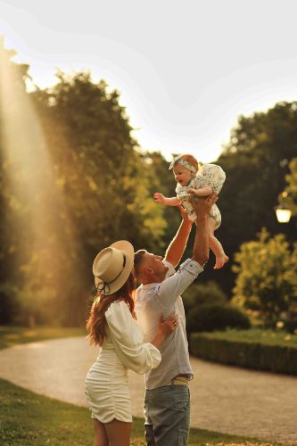 olga and her family photoshoot