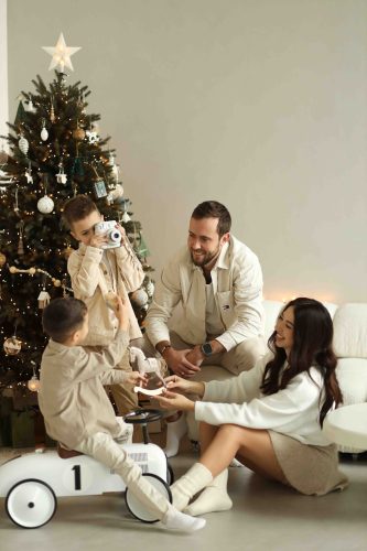 Lyuba and her family photoshoot
