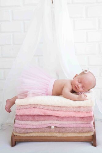 Dasha`s twins newborn photo session